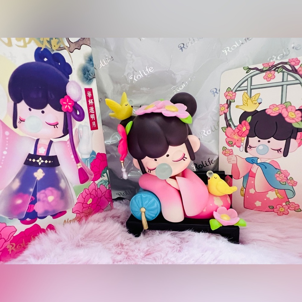 Nancy Poetry Series Figure